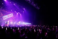 「私立恵比寿中学と打首獄門中学合同合唱コンクール」の様子。