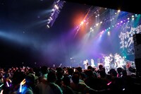 「私立恵比寿中学と打首獄門中学合同合唱コンクール」の様子。