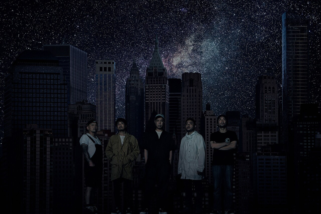 BACK DROP BOMB、3年ぶりワンマンのライブDVDと新曲CDをセットで発売