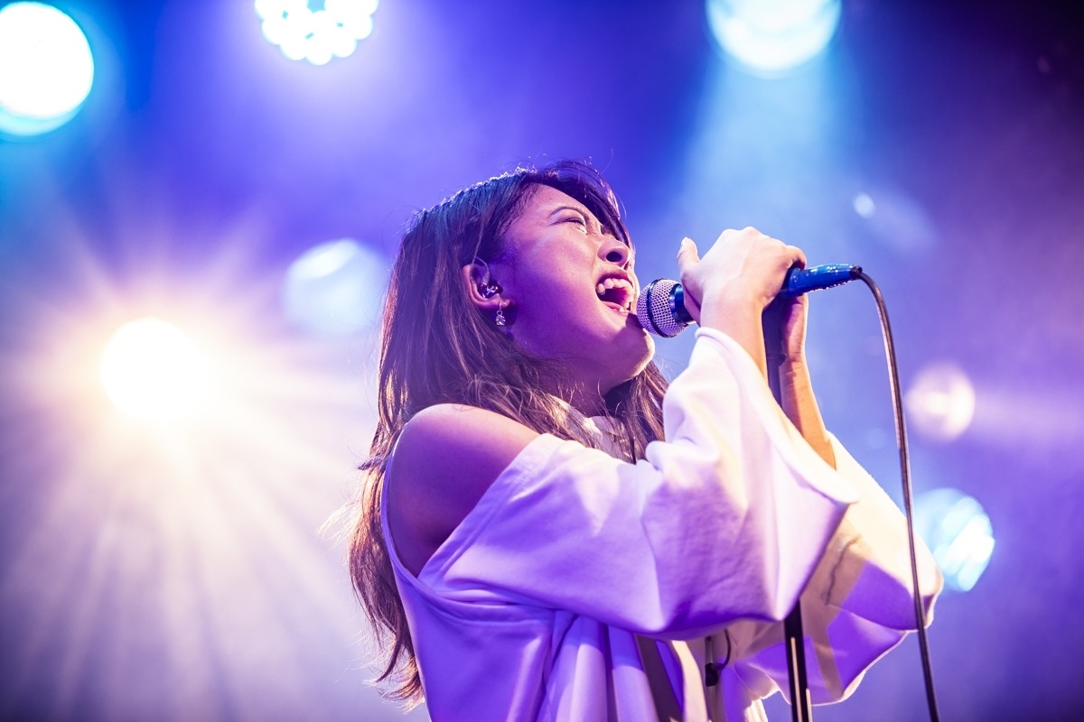 AYAME（Vo）（Photo by @cazrowAoki）