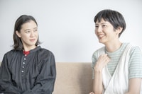 蒼井優と菊池亜希子。