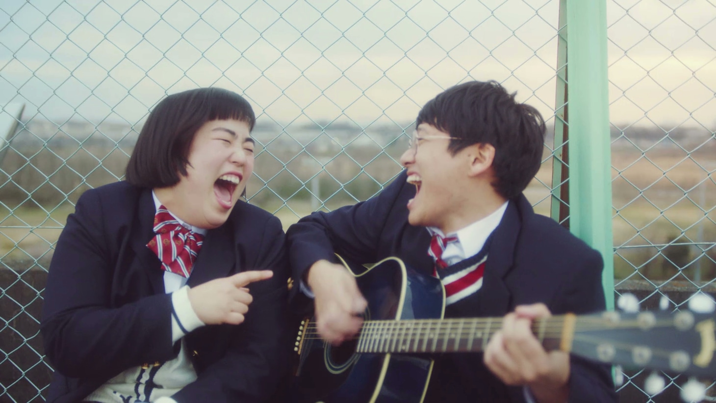 「肌ラボ」Web動画「恋する肌キュン～春篇〔出会い〕～」のワンシーン。