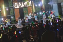 バンドじゃないもん！MAXX NAKAYOSHI（撮影：真島洸 / M.u.D）