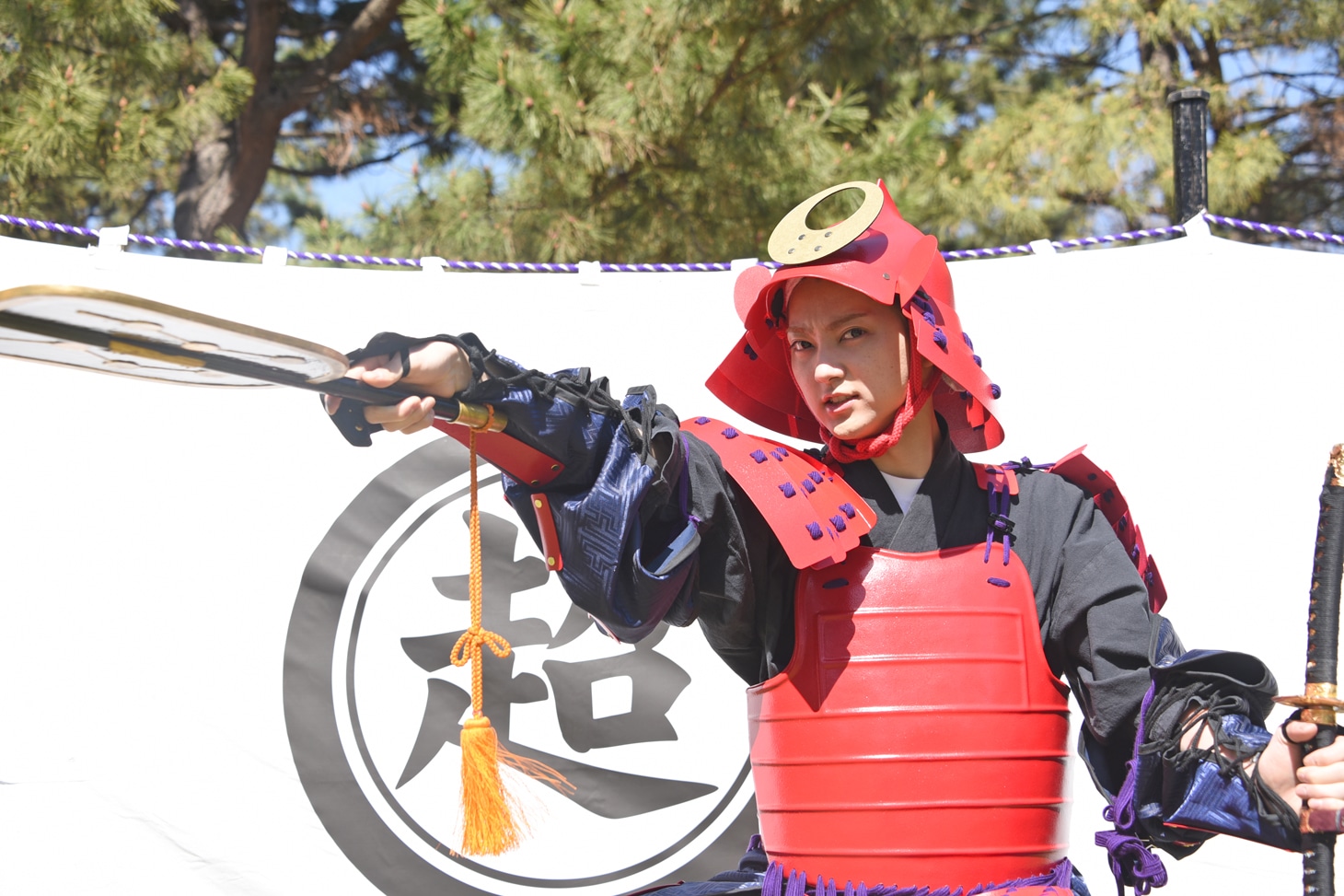 武将に扮したユーキ。