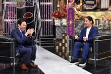 左から有吉弘行、GP。