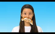 xiangyu「餃子」ミュージックビデオのワンシーン。