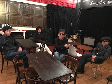 Shinya Oe And Mothers Sunshine