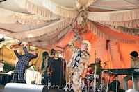 「GREENROOM FESTIVAL'19 15th Anniversary」でのTRI4THのライブの様子。（撮影：堂園博之）