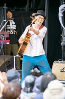 ハナレグミの永積崇。