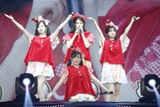 松村沙友理、伊藤かりん、佐々木琴子、寺田蘭世からなる“さゆりんご軍団”。（写真提供：ソニー・ミュージックレーベルズ）