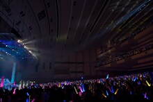 TrySail「LAWSON presents TrySail Live Tour 2019 "The TrySail Odyssey"」神奈川・パシフィコ横浜 国立大ホール公演の模様。