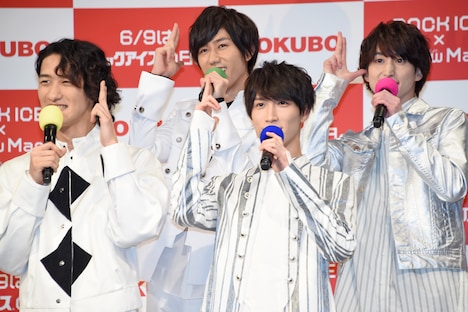 Snow Man。左から岩本照、阿部亮平、渡辺翔太、佐久間大介。