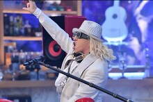 DJ KOO（TRF） (c)TBS