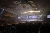 「THE RAMPAGE LIVE TOUR 2019 "THROW YA FIST"」北海道・真駒内セキスイハイムアリーナ公演の様子。（写真提供：エイベックス・エンタテインメント）