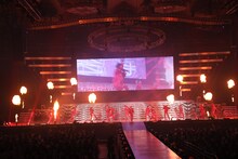 「THE RAMPAGE LIVE TOUR 2019 "THROW YA FIST"」北海道・真駒内セキスイハイムアリーナ公演の様子。（写真提供：エイベックス・エンタテインメント）