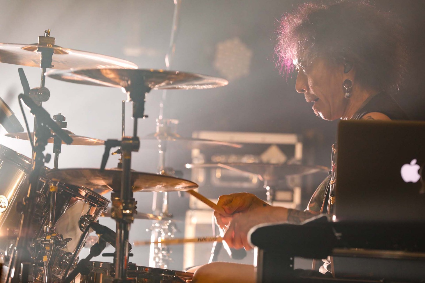 IWASAKI（Dr）（撮影：木村泰之）