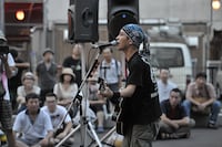 2011年8月に福島にてプロジェクトFUKUSHIMA!の主催で行われた「8.15世界同時多発フェスティバルFUKUSHIMA!」の様子。（写真提供：遠藤ミチロウオフィス）