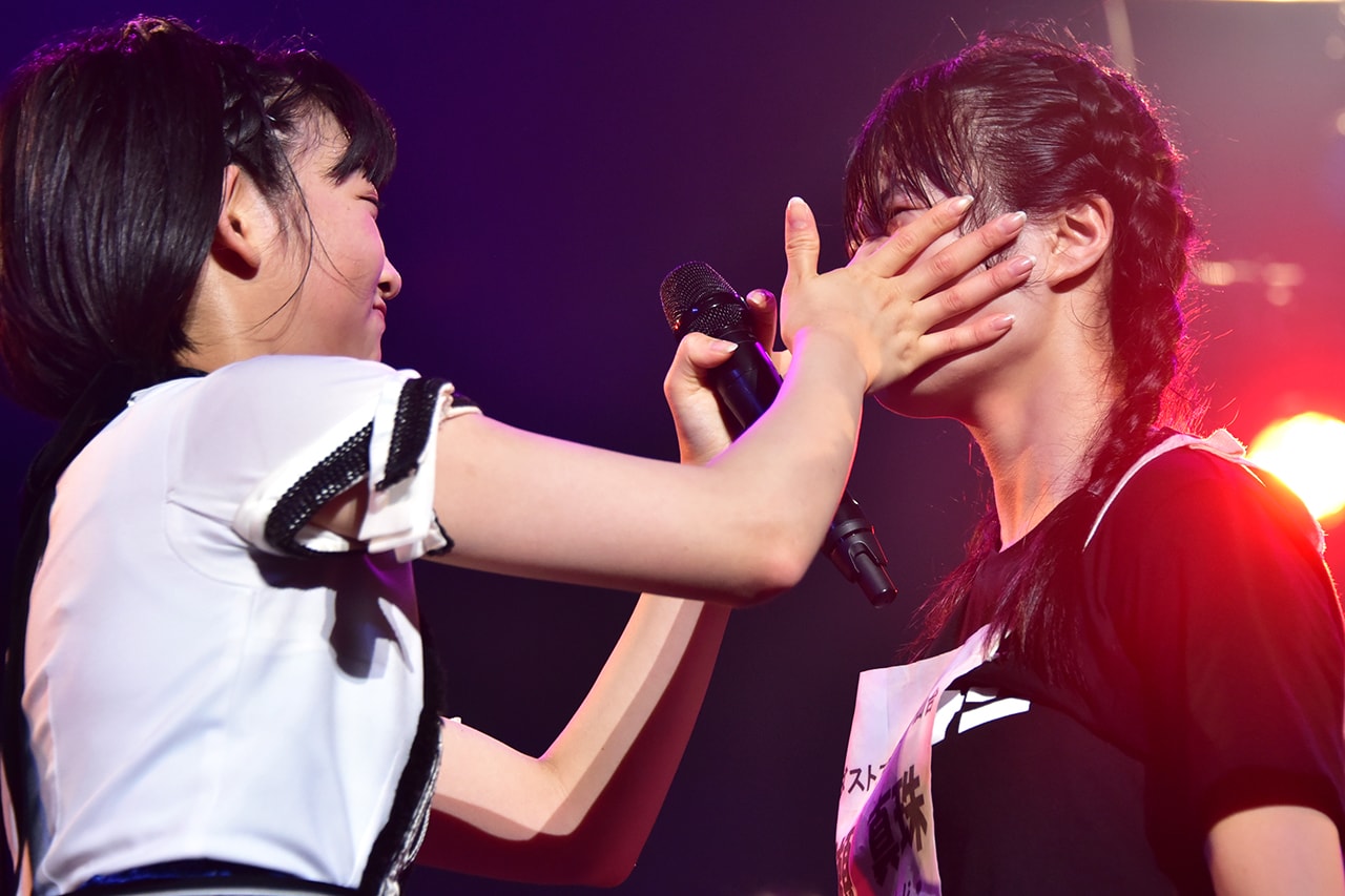 左から水春、吉瀬真珠。 - 仲良くなんてできないよ！桜エビ～ず