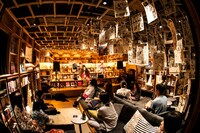 EGO-WRAPPIN'のパジャマライブの様子。（撮影：藤井拓）