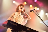 蒼山幸子（Vo, Key）（Photo by AZUSA TAKADA）