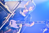 藤咲佑（B）（Photo by AZUSA TAKADA）