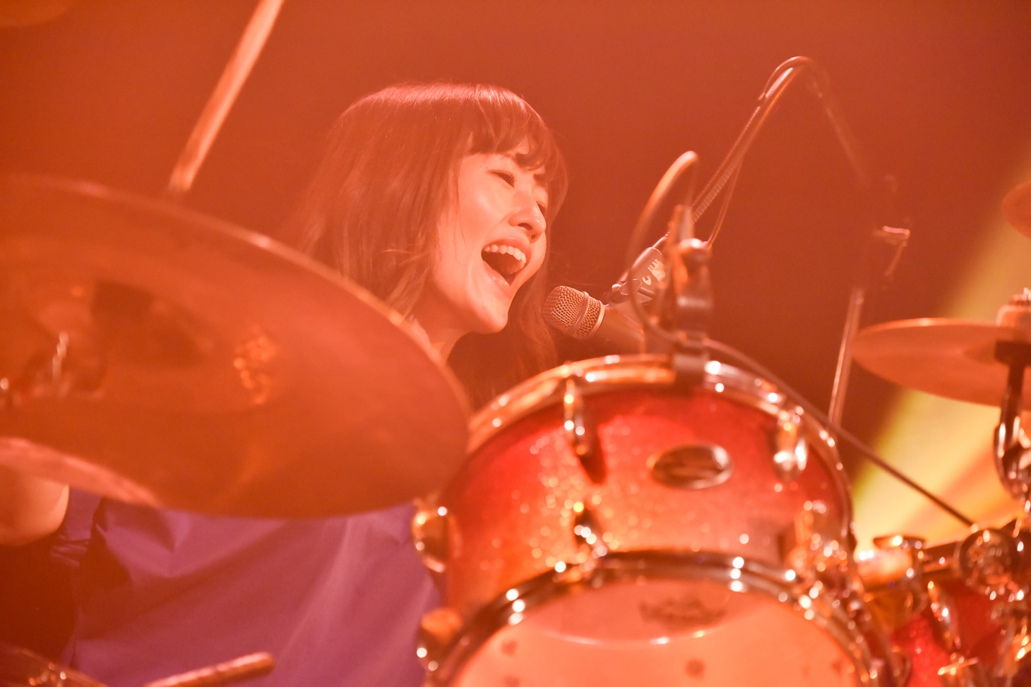 澤村小夜子（Dr）（Photo by AZUSA TAKADA）