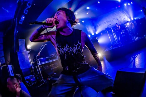 Ryo（Vo）（Photo by TAKASHI KONUMA）