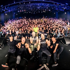 Crystal Lake、「THE SIGN」全曲届けた再現ライブで「このアルバムを誇りに思う」