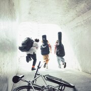 ひかりのなかに「放課後大戦争」ジャケット