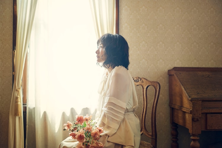 平松愛理「部屋とYシャツと私」の20年後を描いた続編リリース - 音楽ナタリー