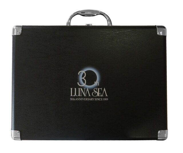 「ION×LUNA SEA 特製ポータブルレコードプレーヤー」外観