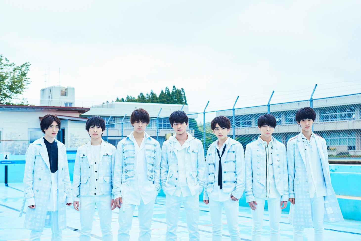 M!LKの新しいアーティスト写真。