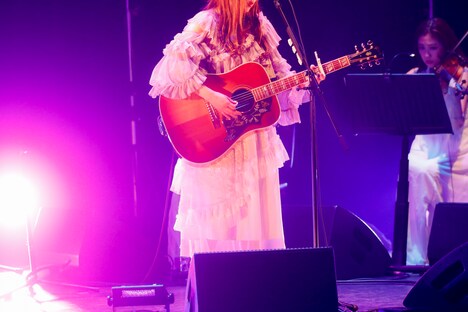 コレサワ（撮影：小坂茂雄）