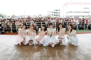 AKB48「梅雨を吹き飛ばせ」の様子。(c)AKS