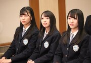「STU48 イ申（いもうす）テレビ シーズン5」よりサプライズ発表の様子。(c)東北新社