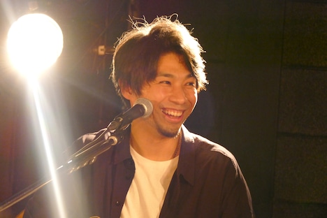 吉田結威（G, Vo）