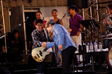 亀田誠治とタケカワユキヒデ。（提供：日比谷音楽祭）