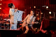 石川さゆりと布袋寅泰。(提供:日比谷音楽祭)