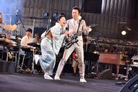 石川さゆりと布袋寅泰。（提供：日比谷音楽祭）