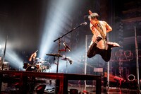 MIYAVI「Japan Tour 2019 "THE OTHER SIDE"」北海道・Zepp Sapporo公演の様子。（Photo by Yusuke Okada）