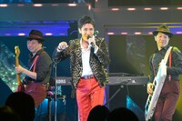 郷ひろみ（Photo by Shinya Ohira）