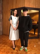 小川彩佳と山口一郎。