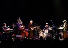 細野晴臣「Haruomi Hosono Gramercy Theatre」5月29日アメリカ ニューヨーク Gramercy Theatre公演の様子。 （Photo by M.Handa）