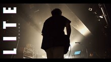 LITE「Zone 2」ライブ映像のワンシーン。