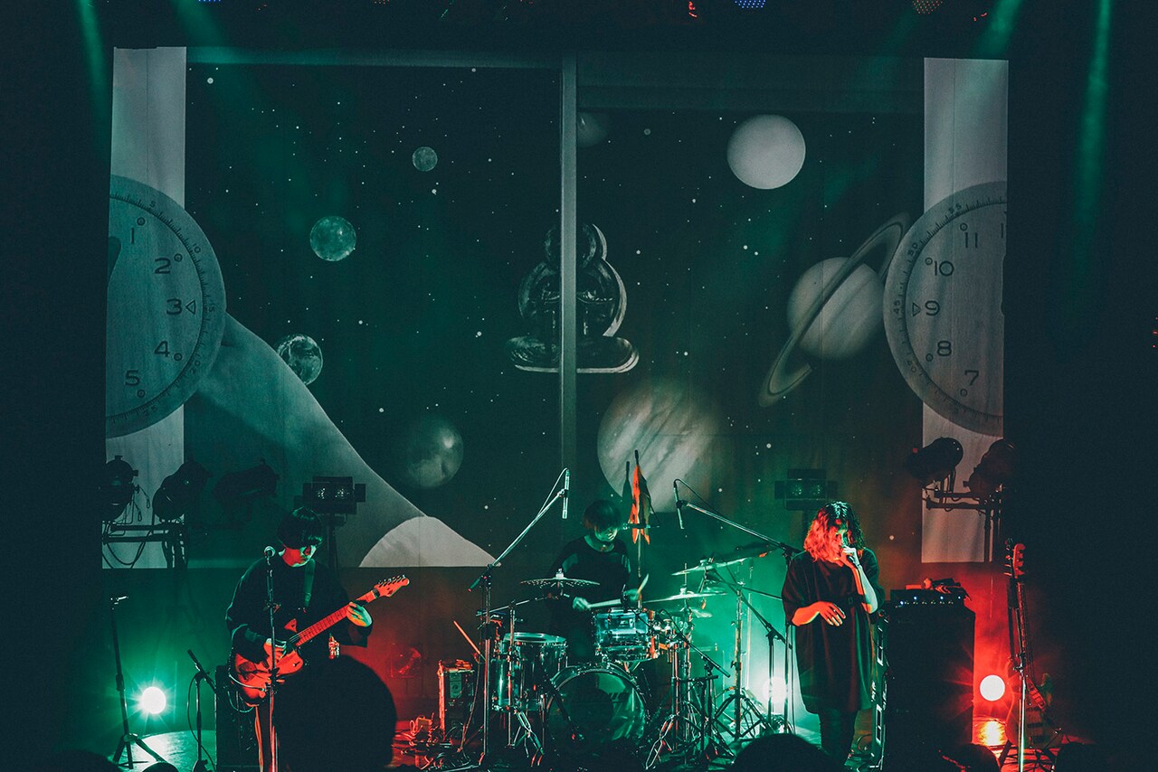 キタニタツヤ「No H(e)aven for Her」の様子。（撮影：西槇太一）