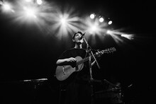 「折坂悠太 Oneman Live 2019」東京・東京キネマ倶楽部公演の様子。（撮影：タイコウクニヨシ）