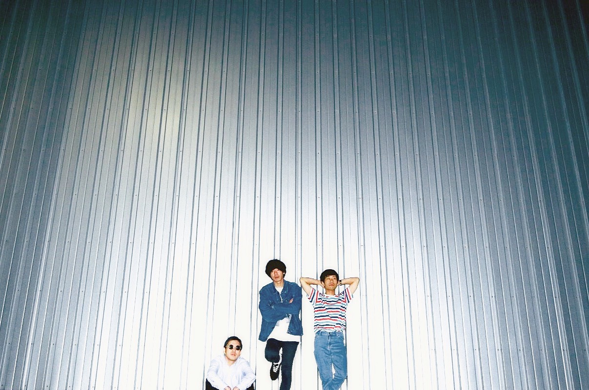 SEVENTEEN AGAiN