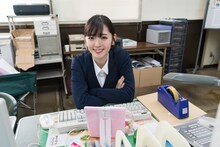 鈴木愛理演じる吉村美月。(c)「Iターン」製作委員会