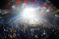 「眉村ちあき 3rdワンマンライブ～東京湾へダイビング！～」の様子。