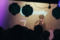 Ghost like girlfriend（Photo by Satoshi Imaura）